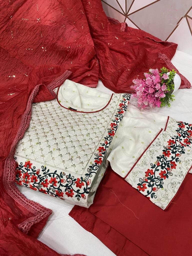 VT Designer Printed Cotton Kurti With Bottom Dupatta Wholesale Clothing Suppliers In India
